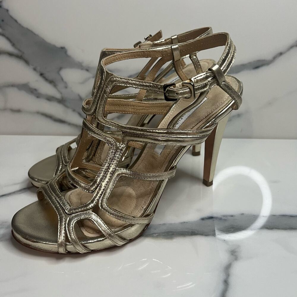 Diane Von Furstenberg Women's Gold Metallic Jeanette Nappa Heels Sz 8.5 Classic - Picture 4 of 8